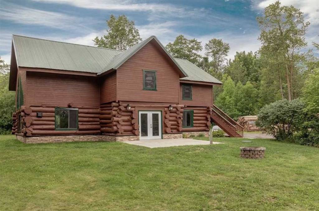 “UNAVAILABLE”  pacious Log Home in Brainerd&nbsp;Area